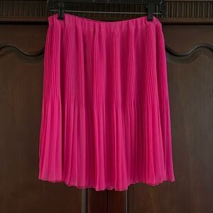 Old Navy Pink Pleated Skirt